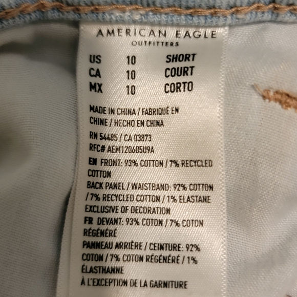NWOT American Eagle Strigid Ripped Mom Jean size 10 - Picture 7 of 7